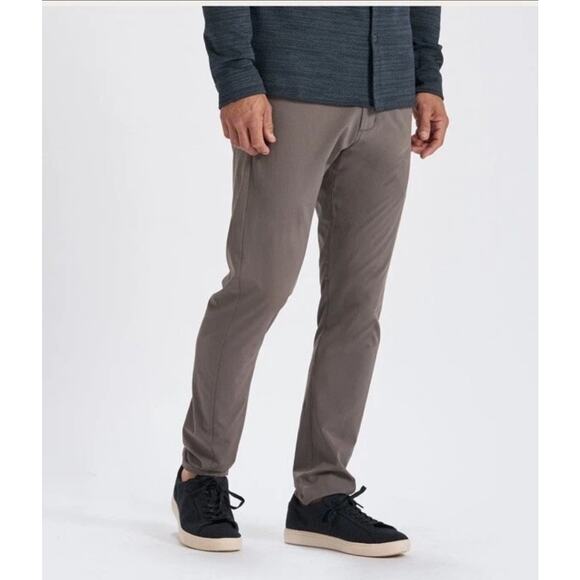 Vuori Men Aim Pant 36" Travel Casual Performance Stretch Comfort Work Golf V431 - Picture 1 of 13